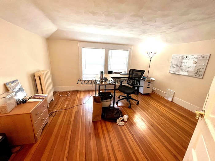 4 bed, 2 bath apartment for rent at 62 Harlow St Unit 1, Arlington — photo 11 of 13