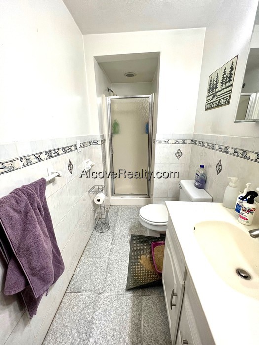 4 bed, 2 bath apartment for rent at 62 Harlow St Unit 1, Arlington — photo 13 of 13