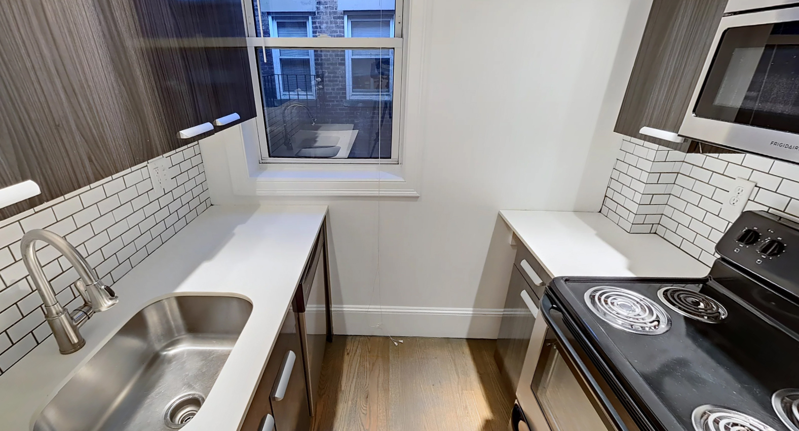 109 Queensberry St, Fenway