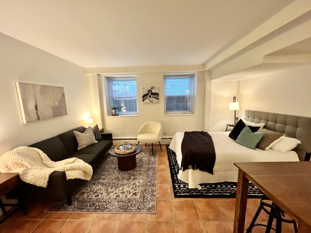 Studio bed, 1 bath apartment for rent at 1802 Massachusetts Ave Unit 4, Porter Square