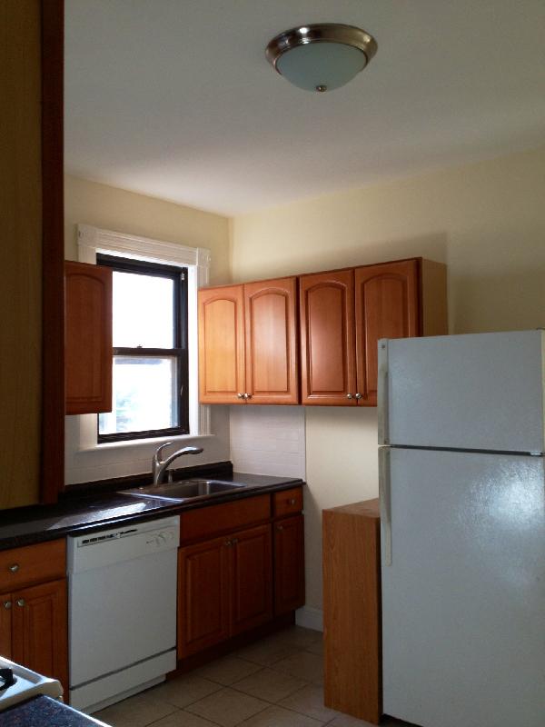 51 Bay State Ave, Powder House Square