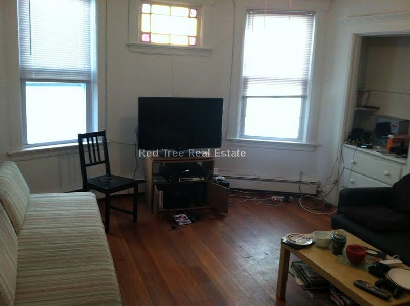 146 Hillside St, Mission Hill