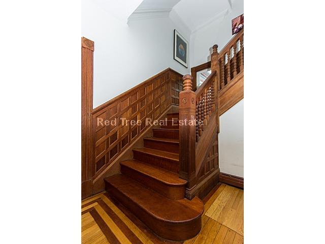 41 Elmore St, Roxbury