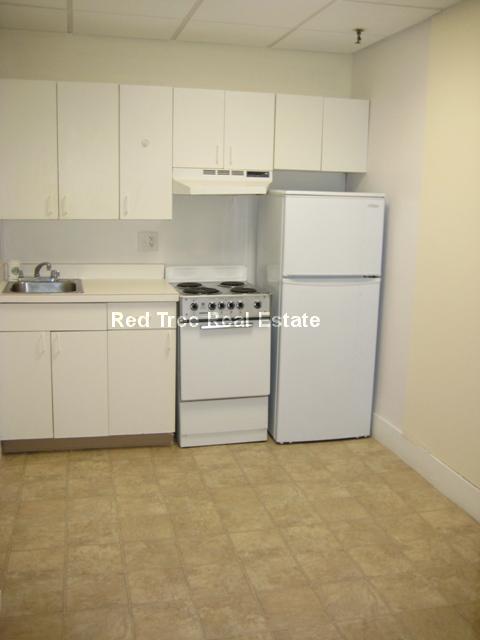 62 Boylston St, Midtown