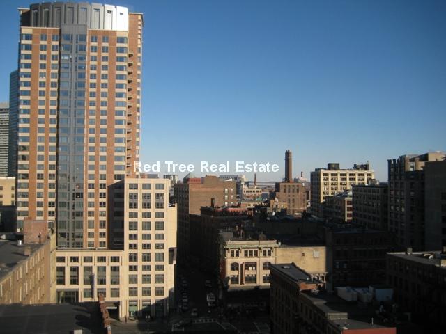 62 Boylston St, Midtown