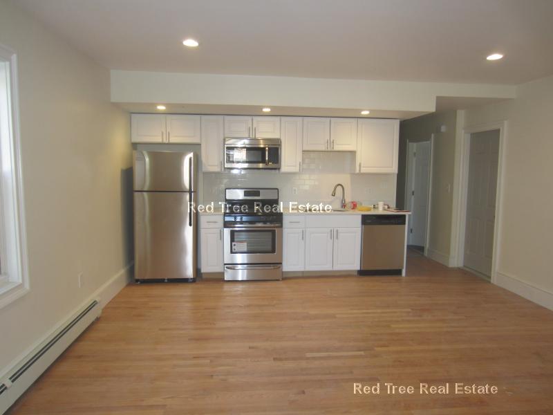 4 School St, Roxbury