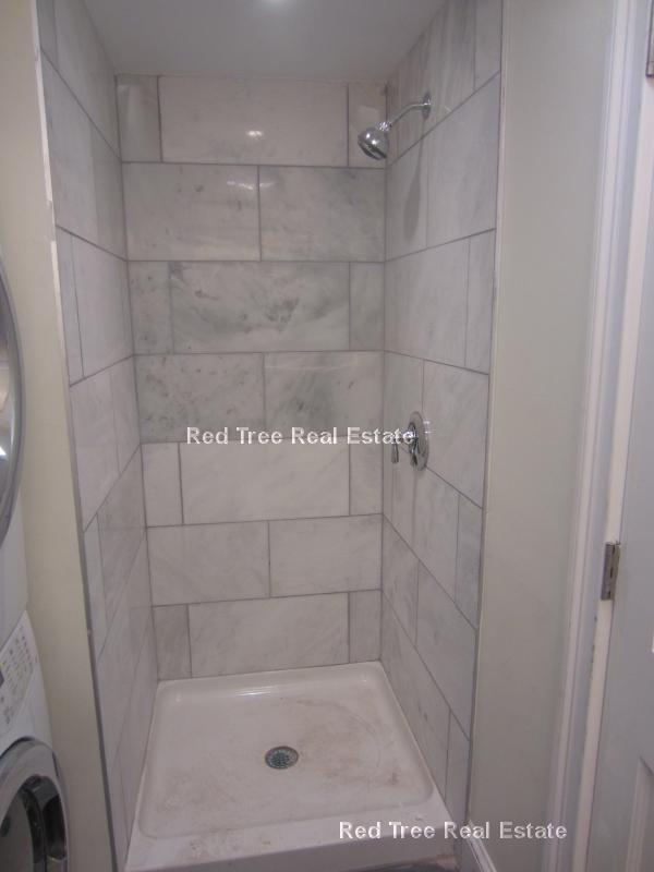 4 School St, Roxbury