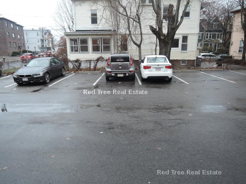 34 Gardner St, Allston