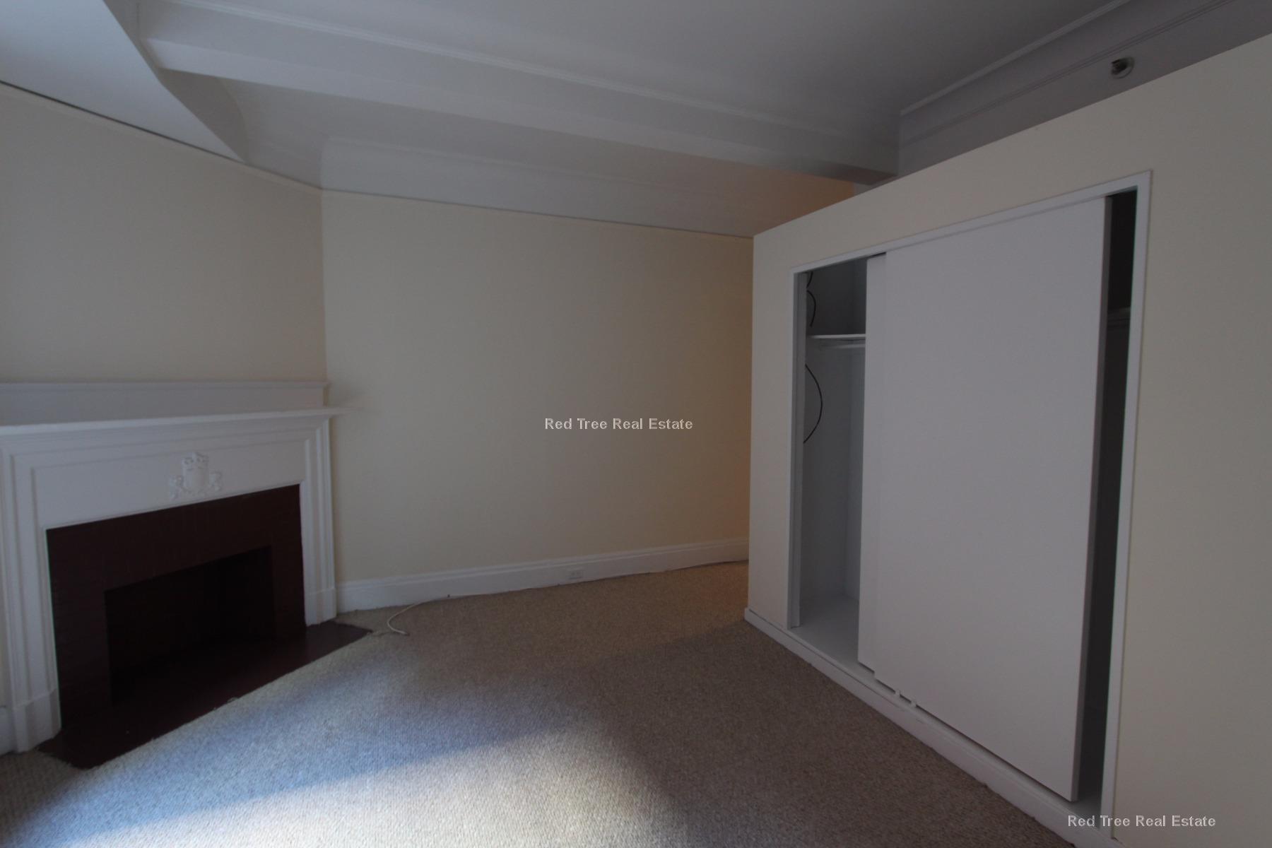 62 Boylston St, Midtown