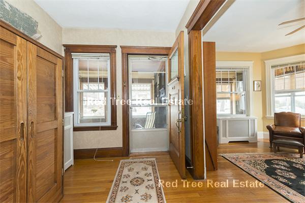 59 Quincy St, Medford