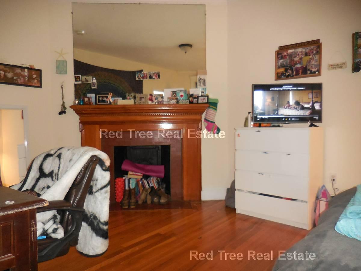 191 Winthrop Rd, Aspinwall Hill