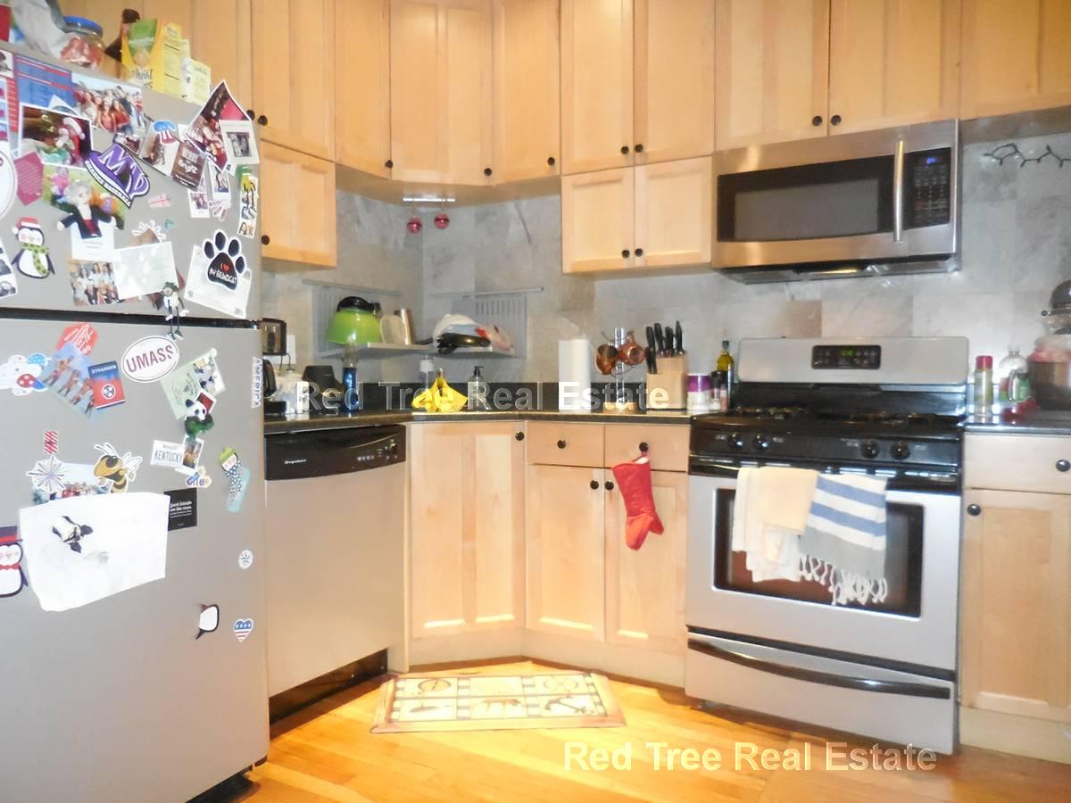 191 Winthrop Rd, Aspinwall Hill