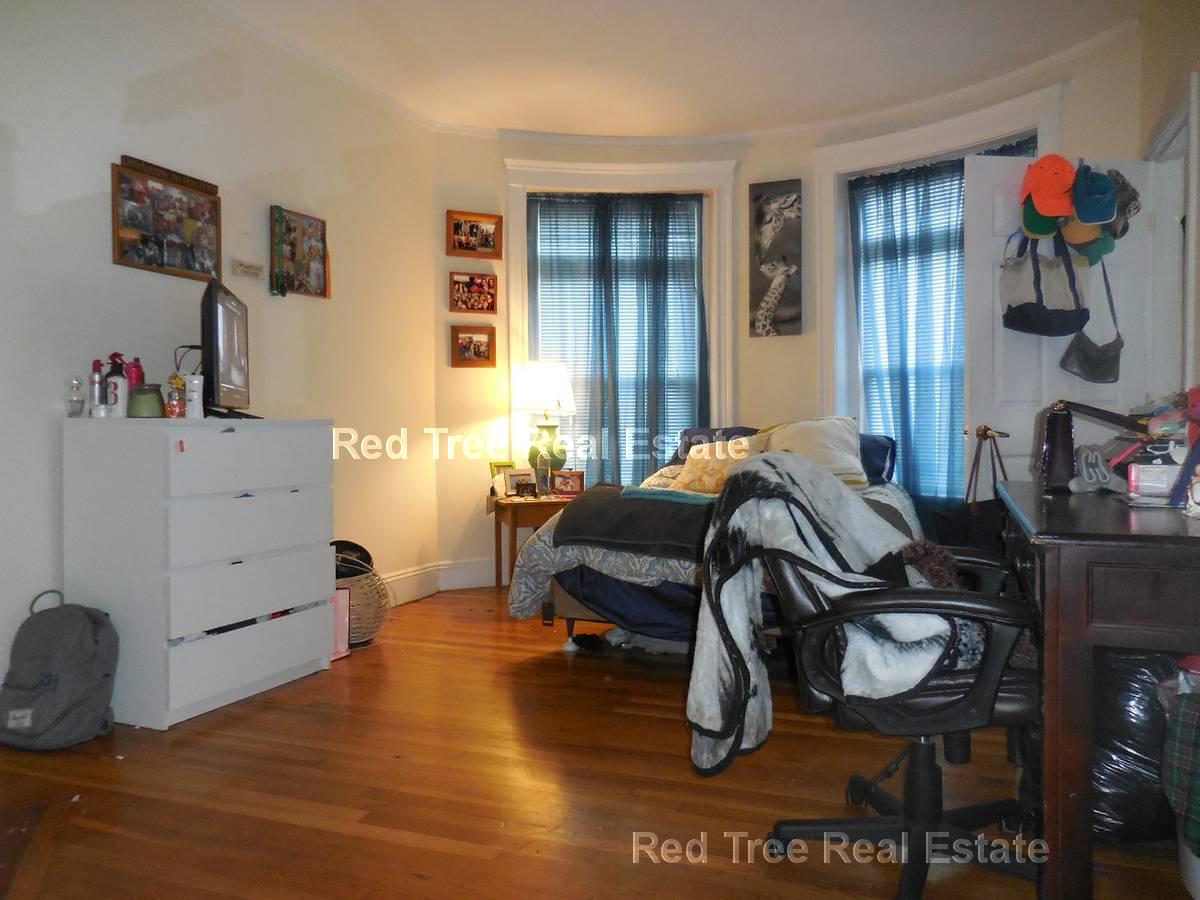 191 Winthrop Rd, Aspinwall Hill