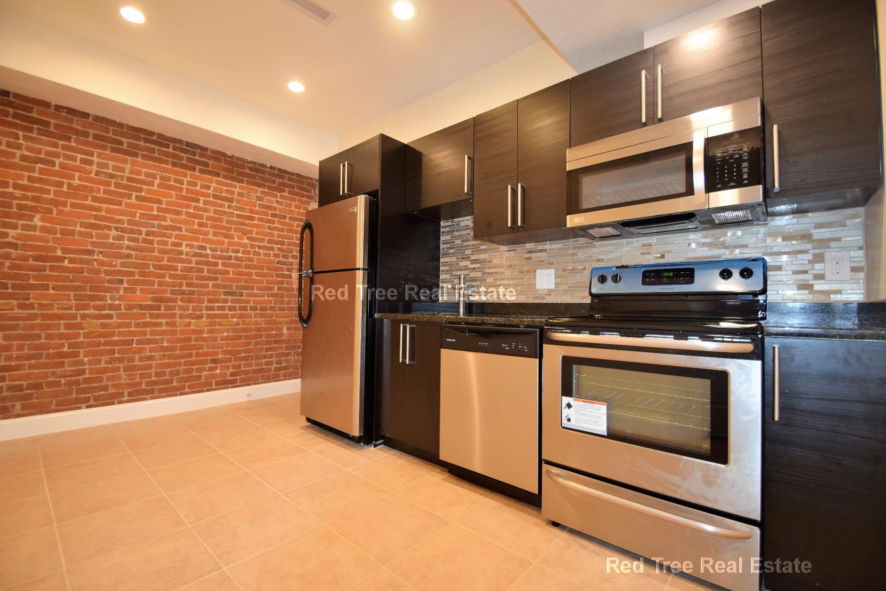 1203 Beacon St, Brookline