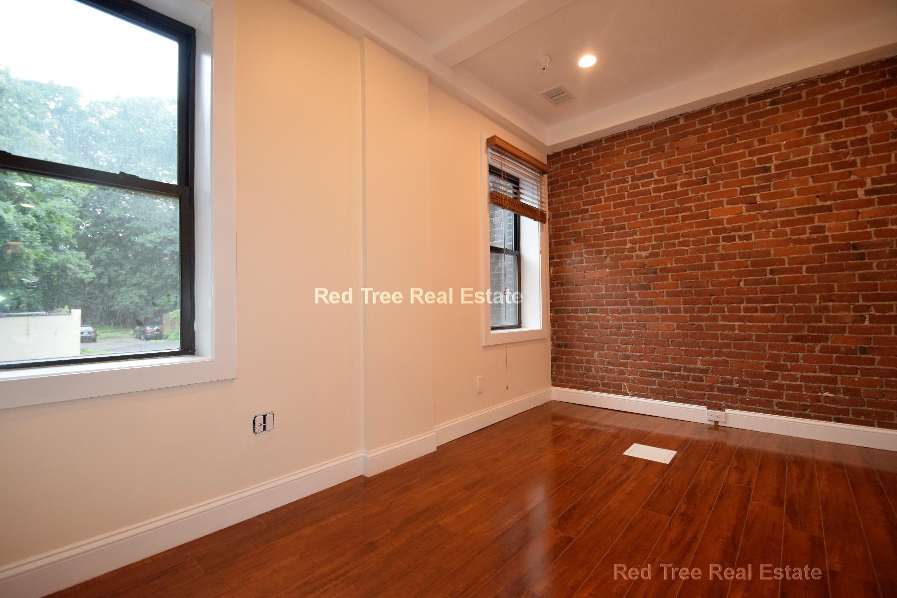 1203 Beacon St, Brookline