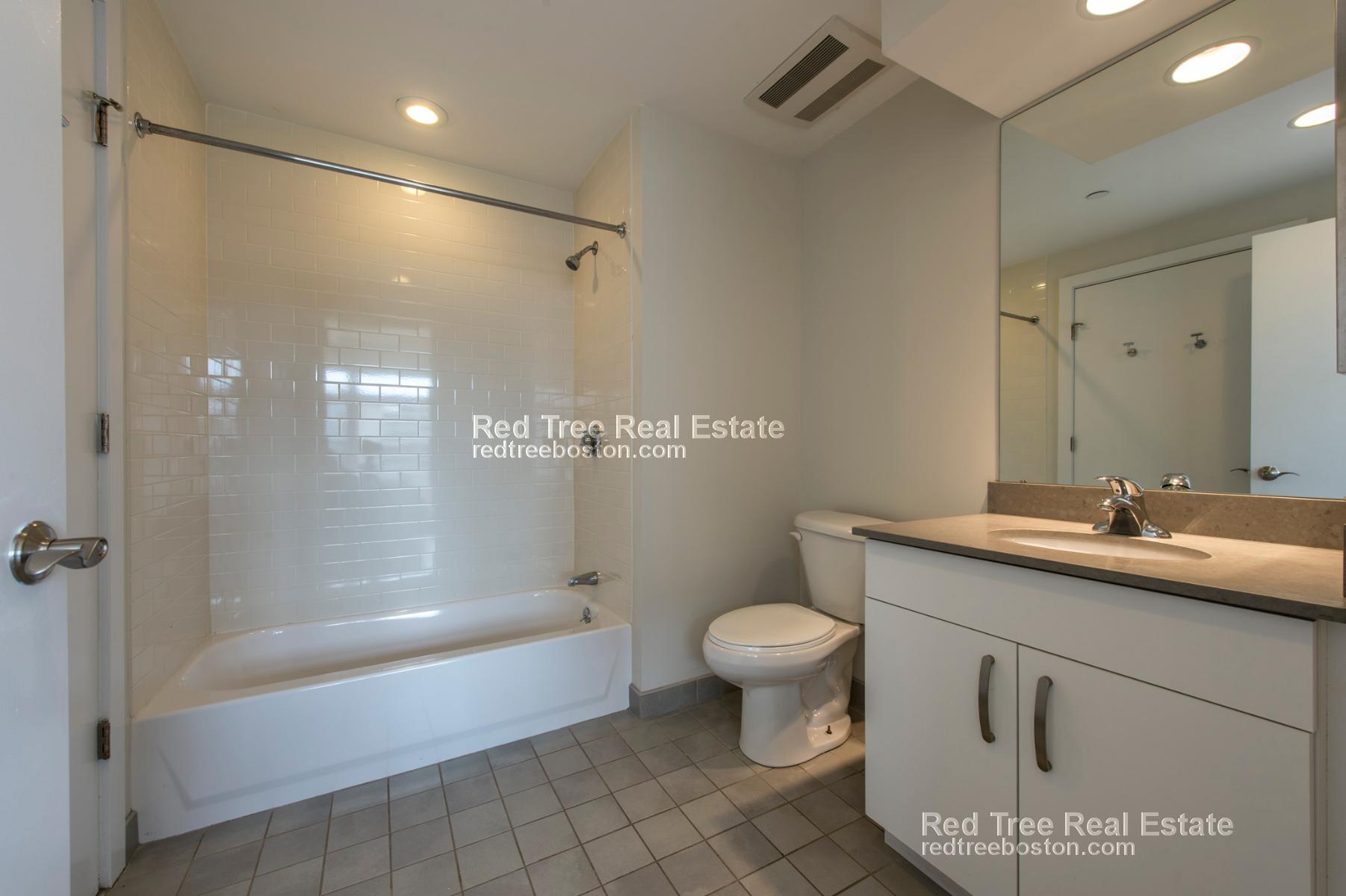 601 Albany St, South End