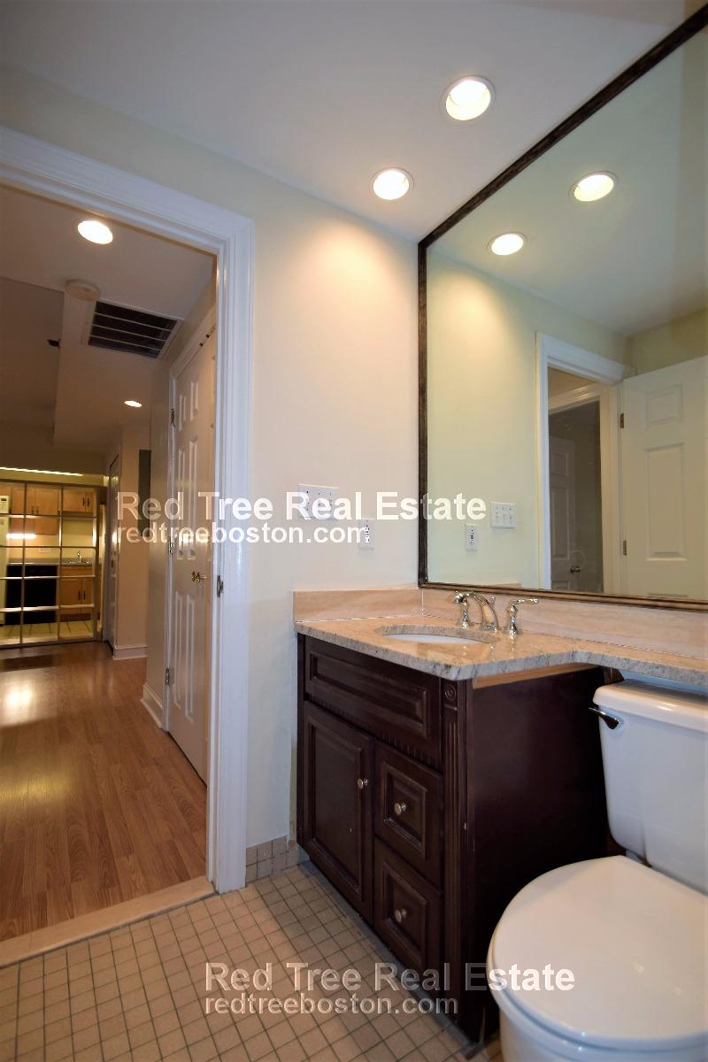 416 Commonwealth Ave, Back Bay