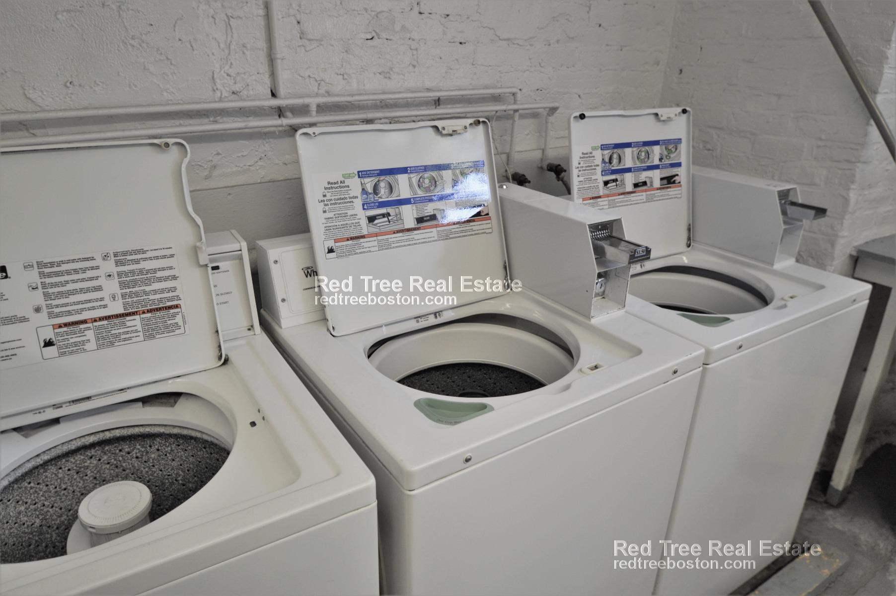 46 South Huntington Ave, Jamaica Plain