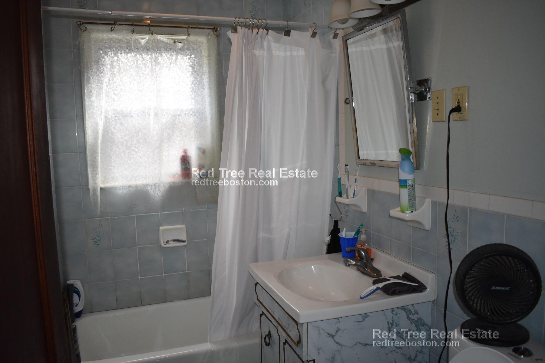 10 Stockwell St, Mission Hill