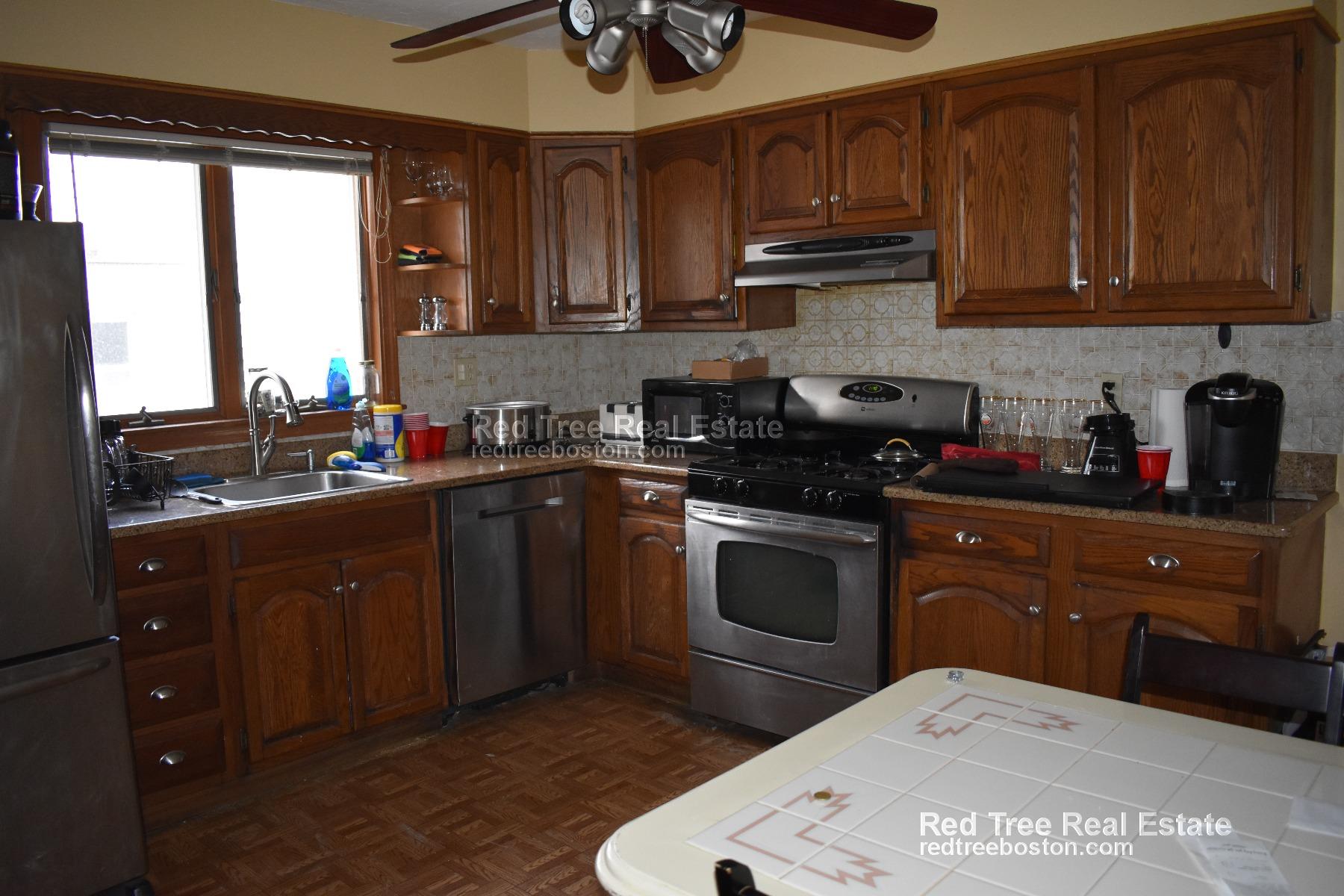 10 Stockwell St, Mission Hill