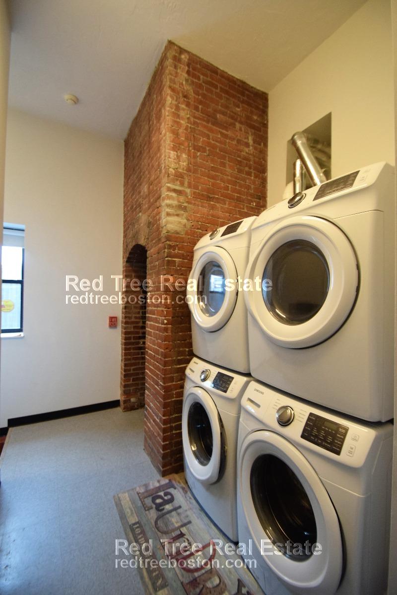 444 Western Ave, Lower Allston