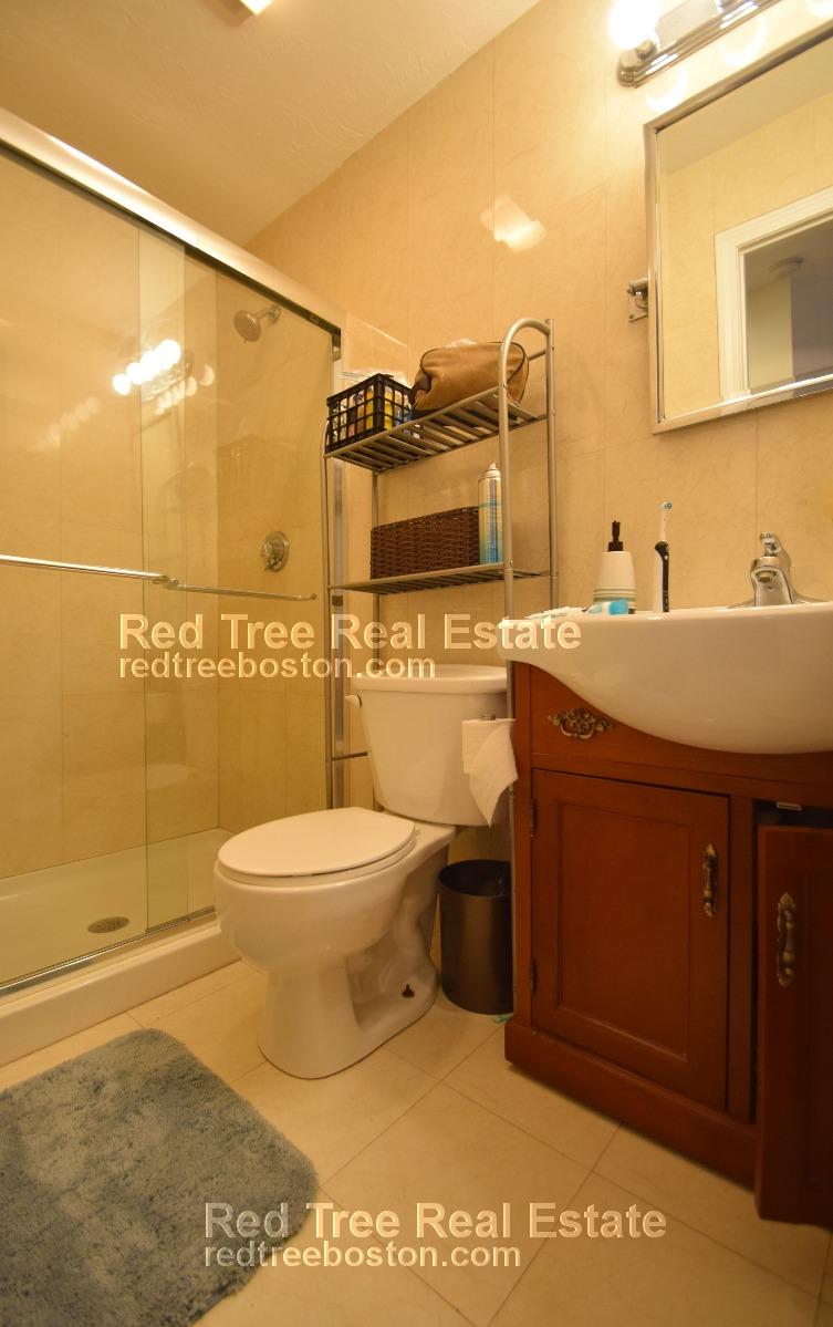 191 Winthrop Rd, Aspinwall Hill