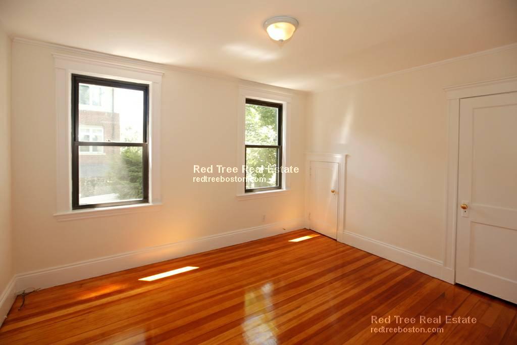 508 Heath St, Chestnut Hill