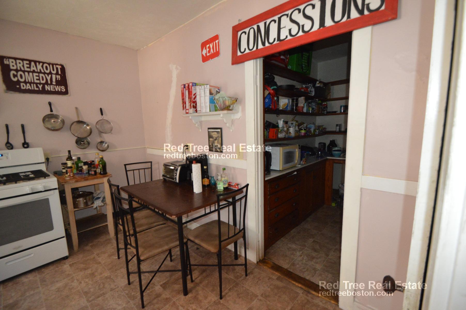 230 South St, Jamaica Plain