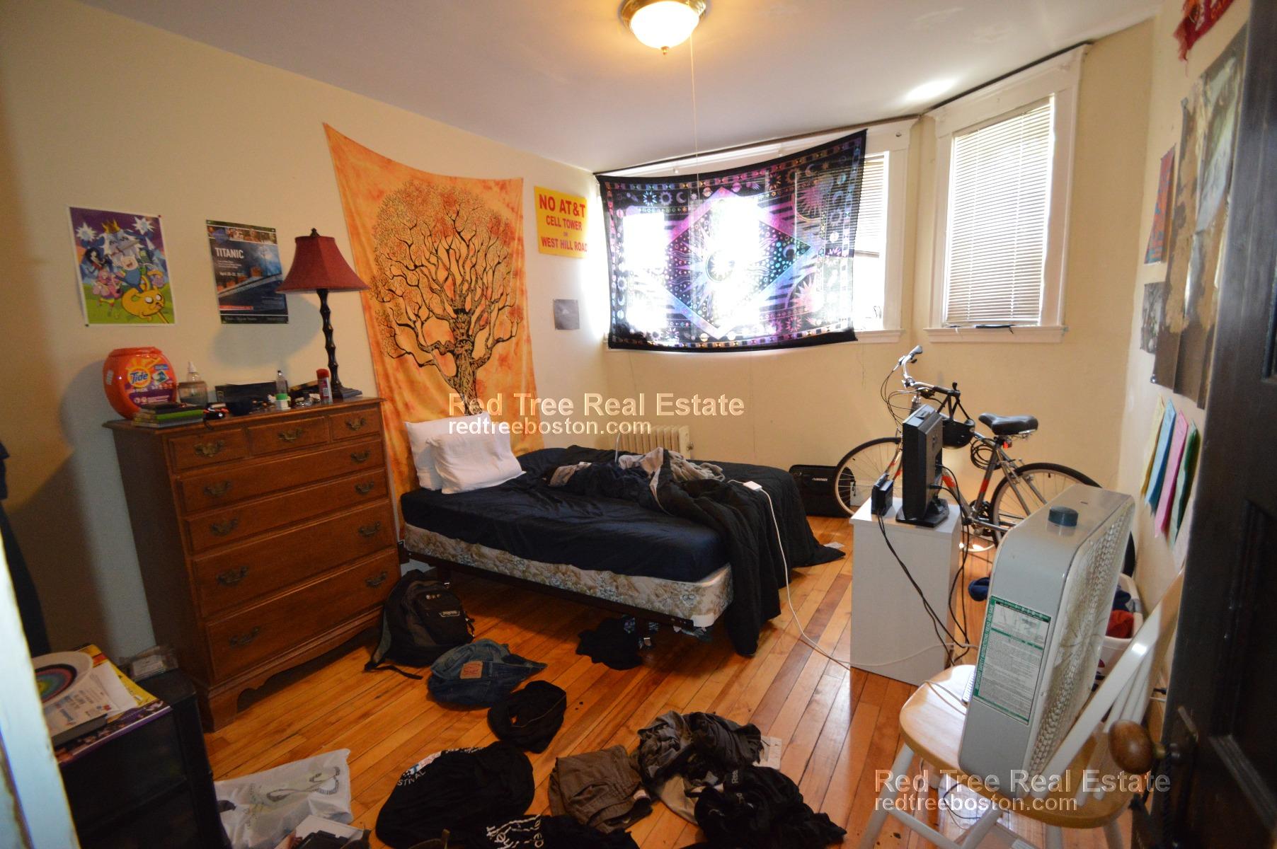 230 South St, Jamaica Plain