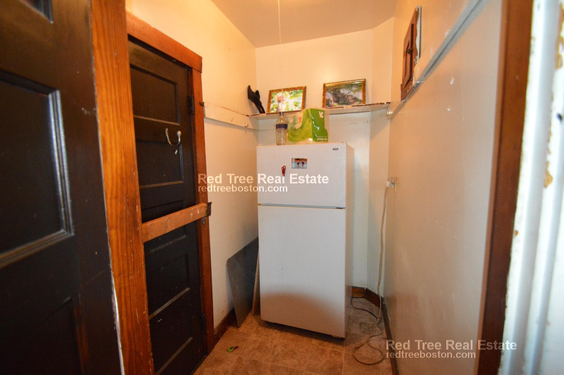 230 South St, Jamaica Plain