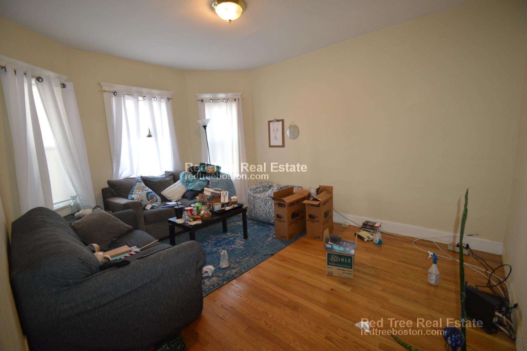 19 Roseclair St, Dorchester