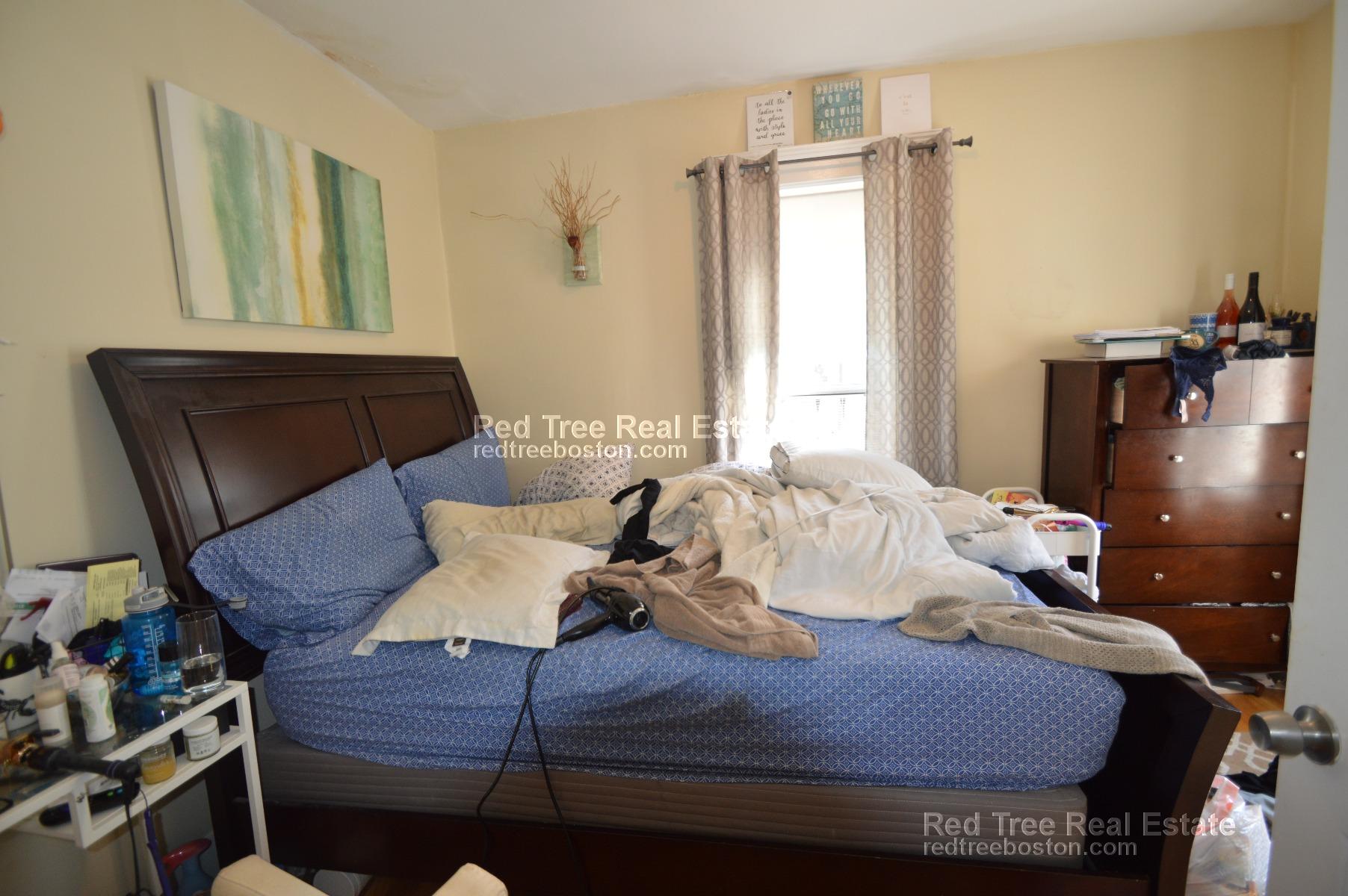 19 Roseclair St, Dorchester