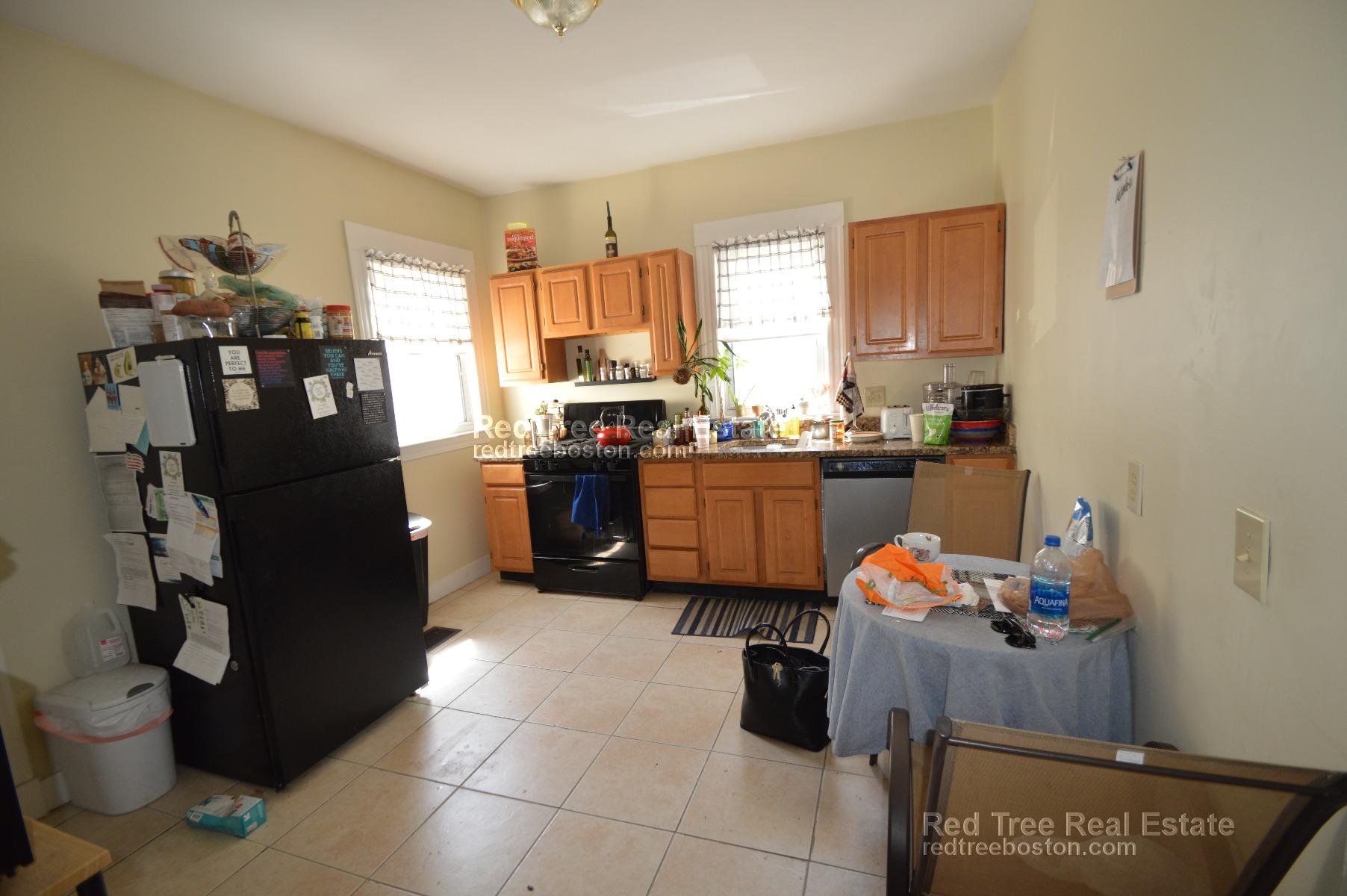 19 Roseclair St, Dorchester