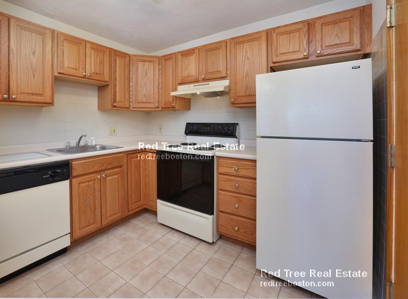 282 Grove St, Auburndale