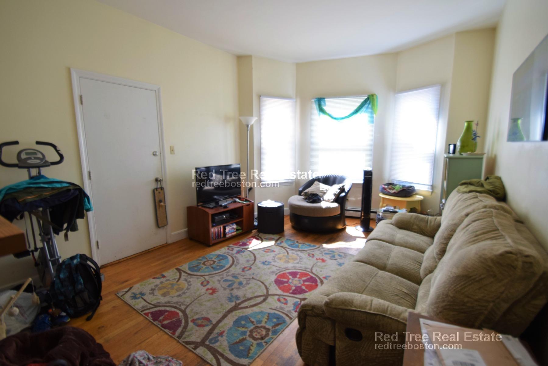 2 Islington St, Allston