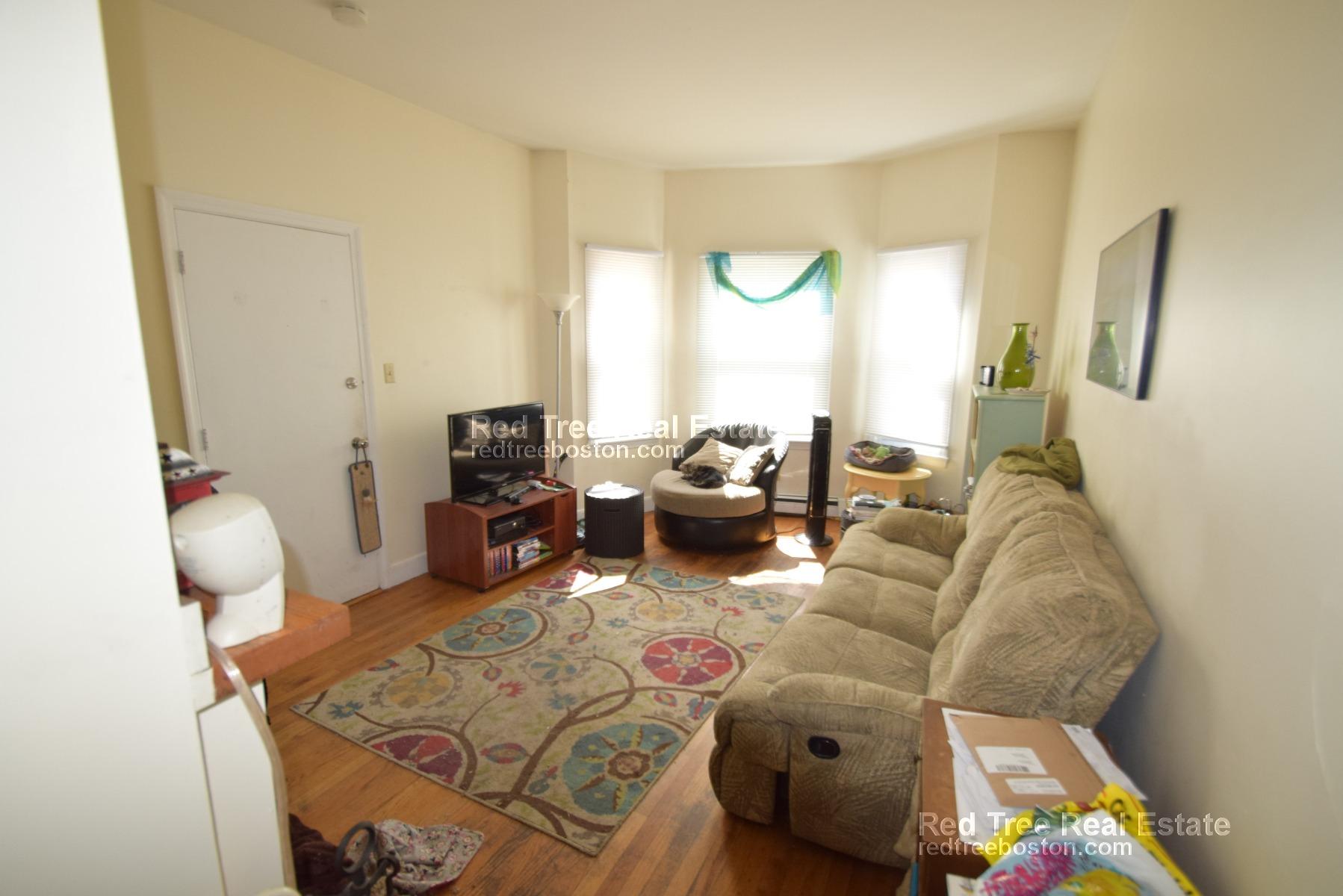 2 Islington St, Allston