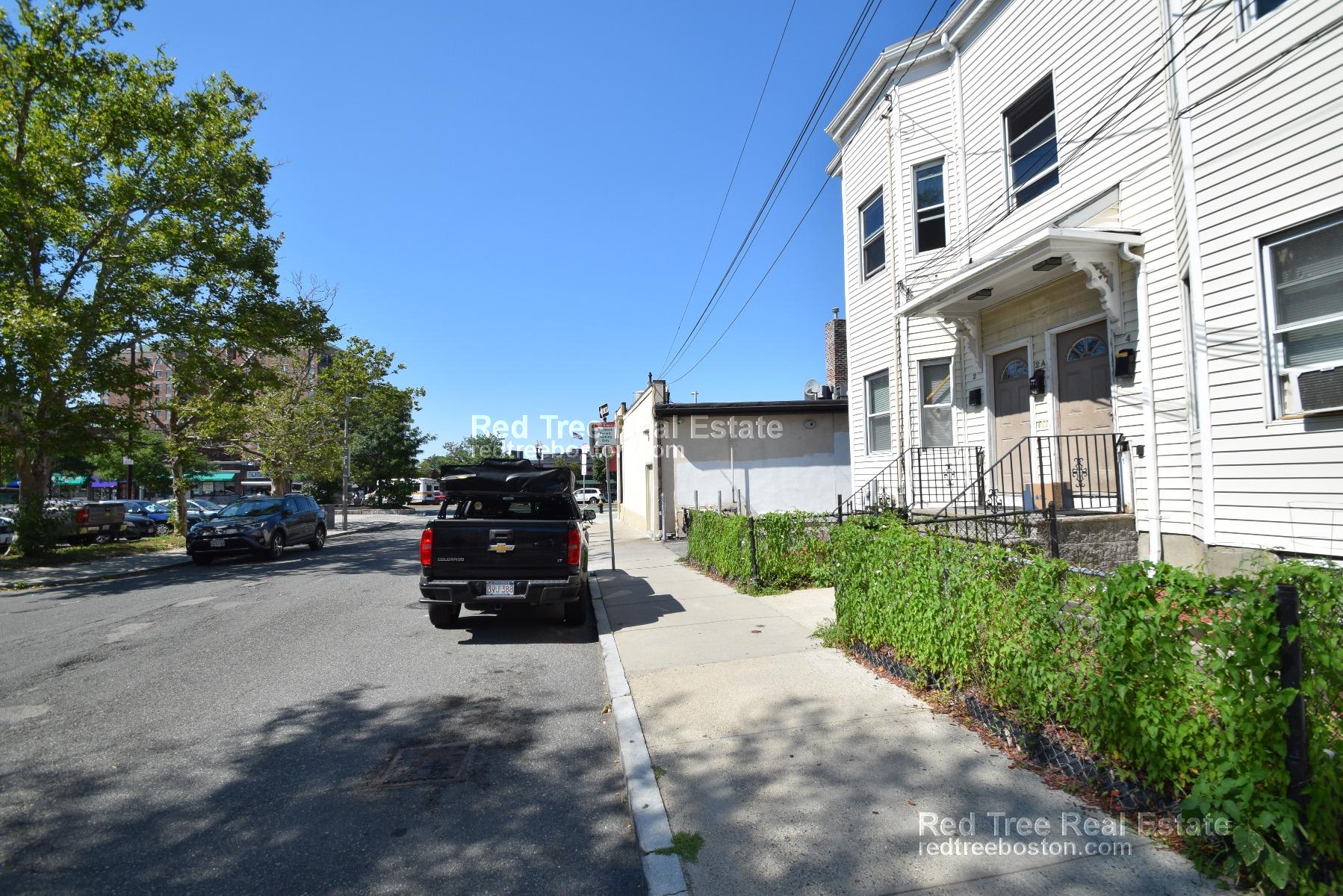 2 Islington St, Allston