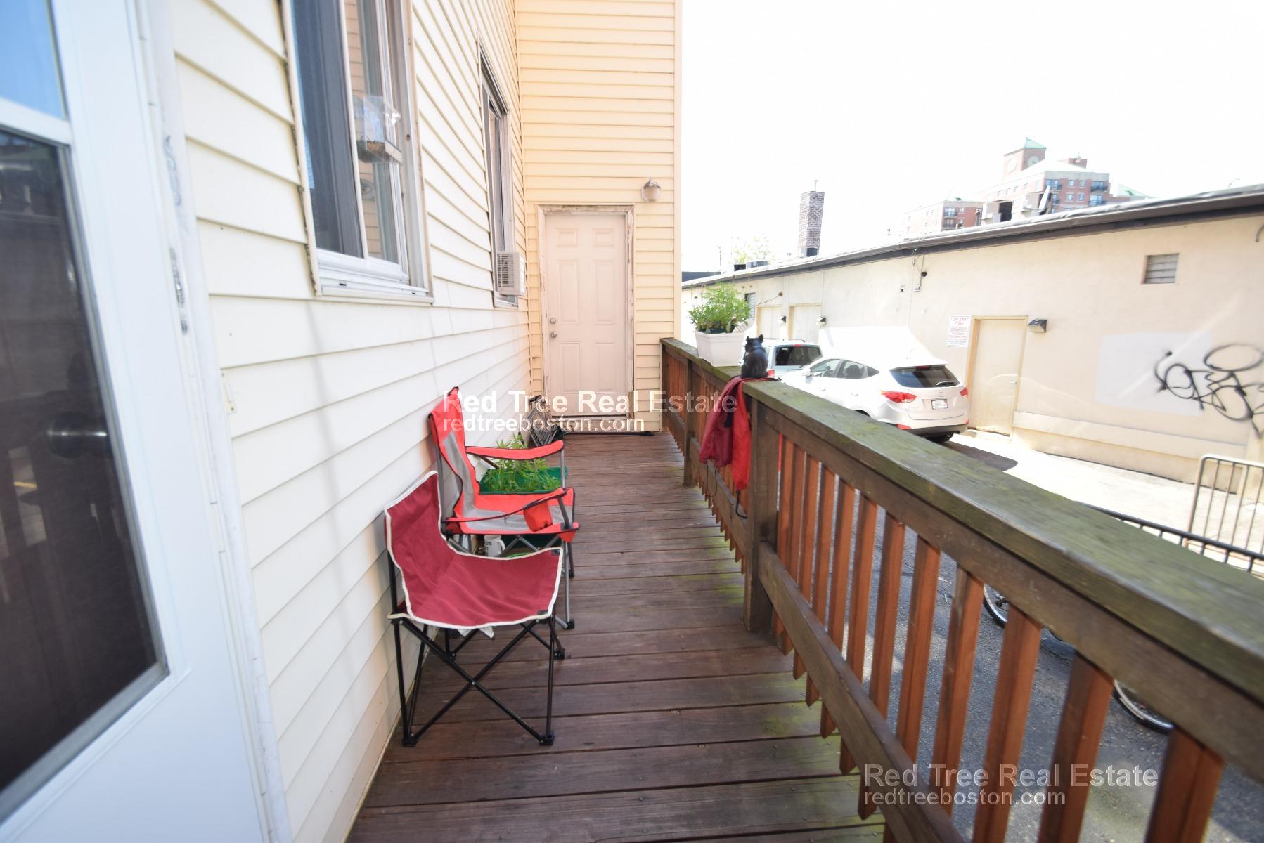 2 Islington St, Allston