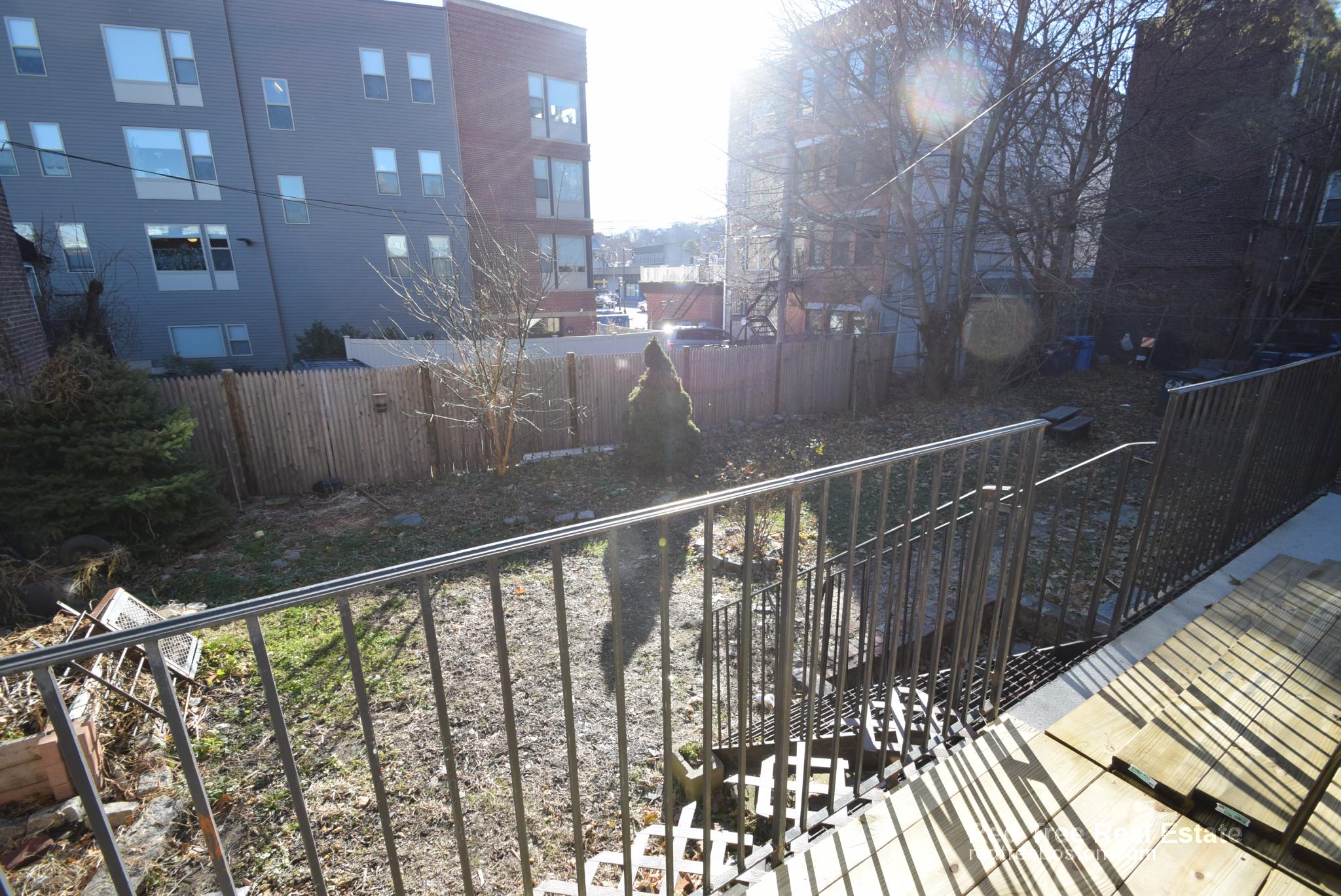 682 Parker St, Mission Hill