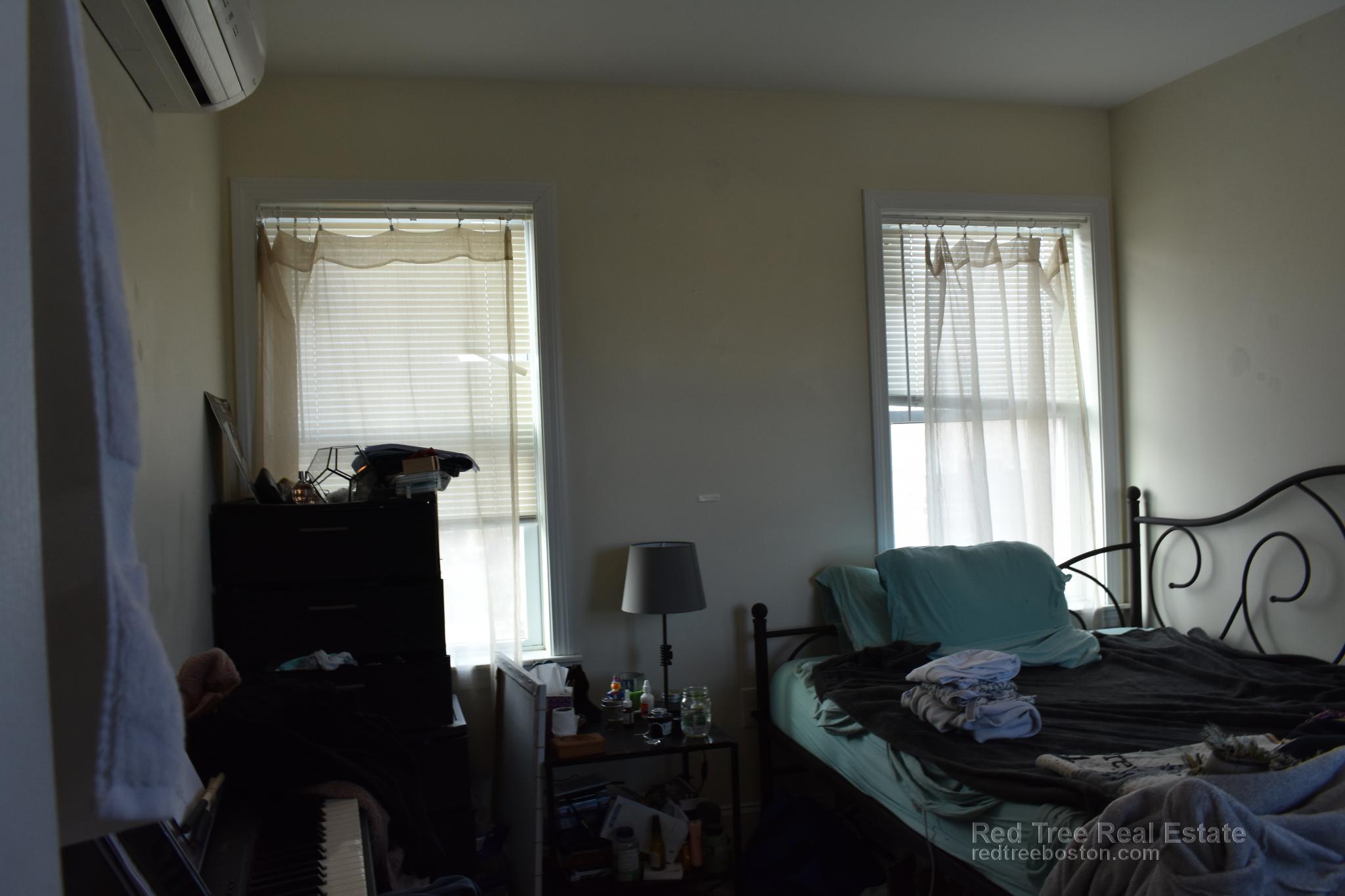 69 Babcock St, North Brookline