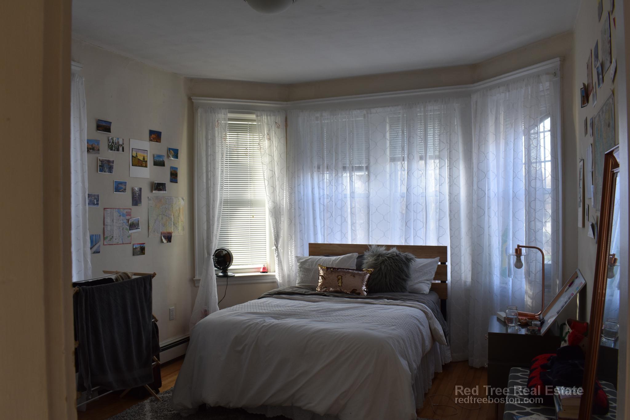 69 Babcock St, North Brookline