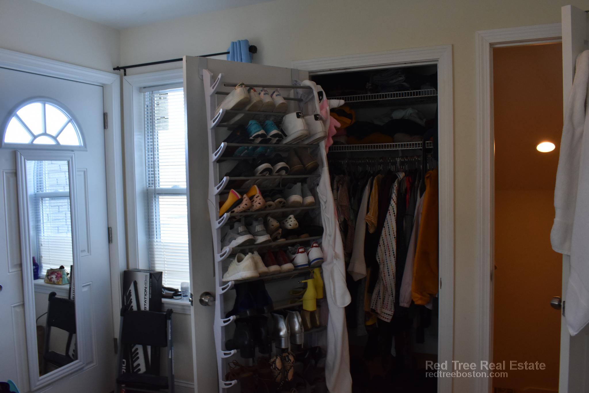 69 Babcock St, North Brookline