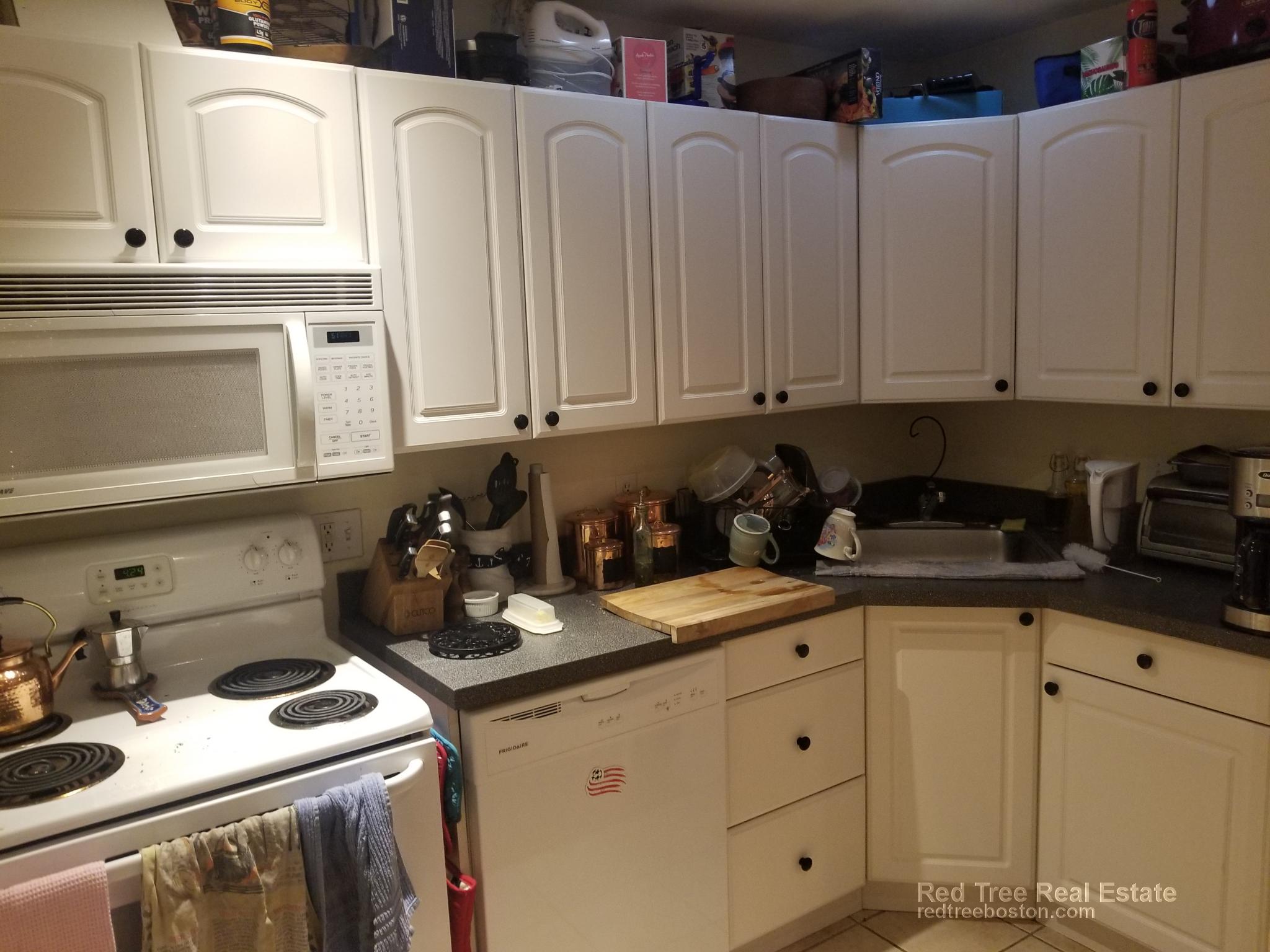 1801 Beacon St, Brookline