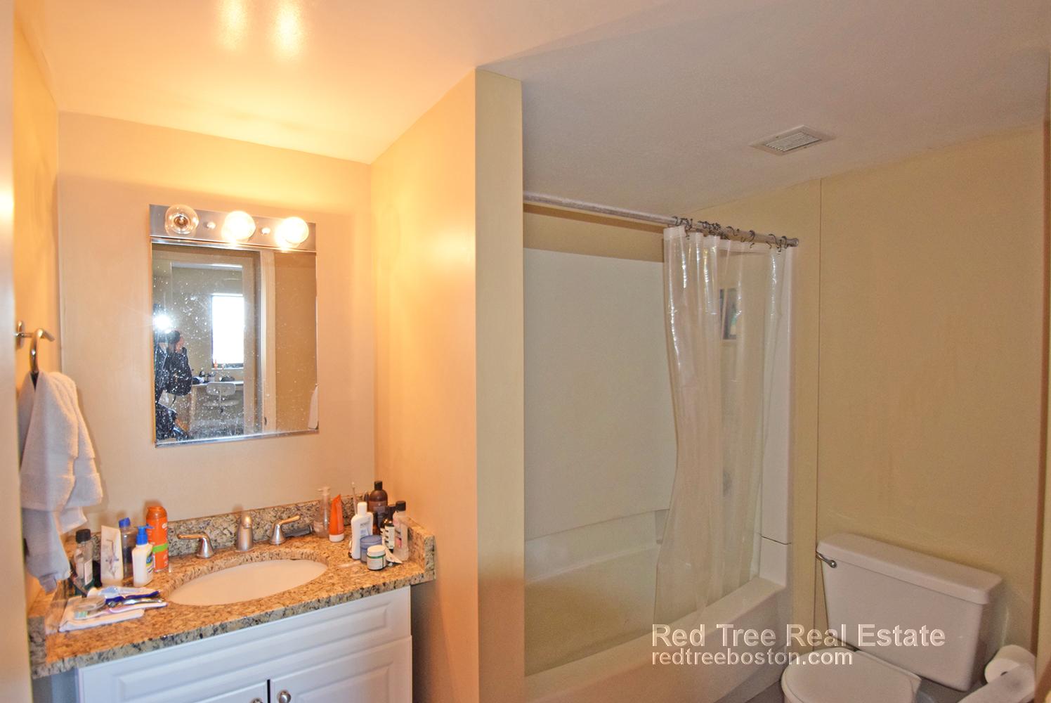 15 North Beacon St, Allston