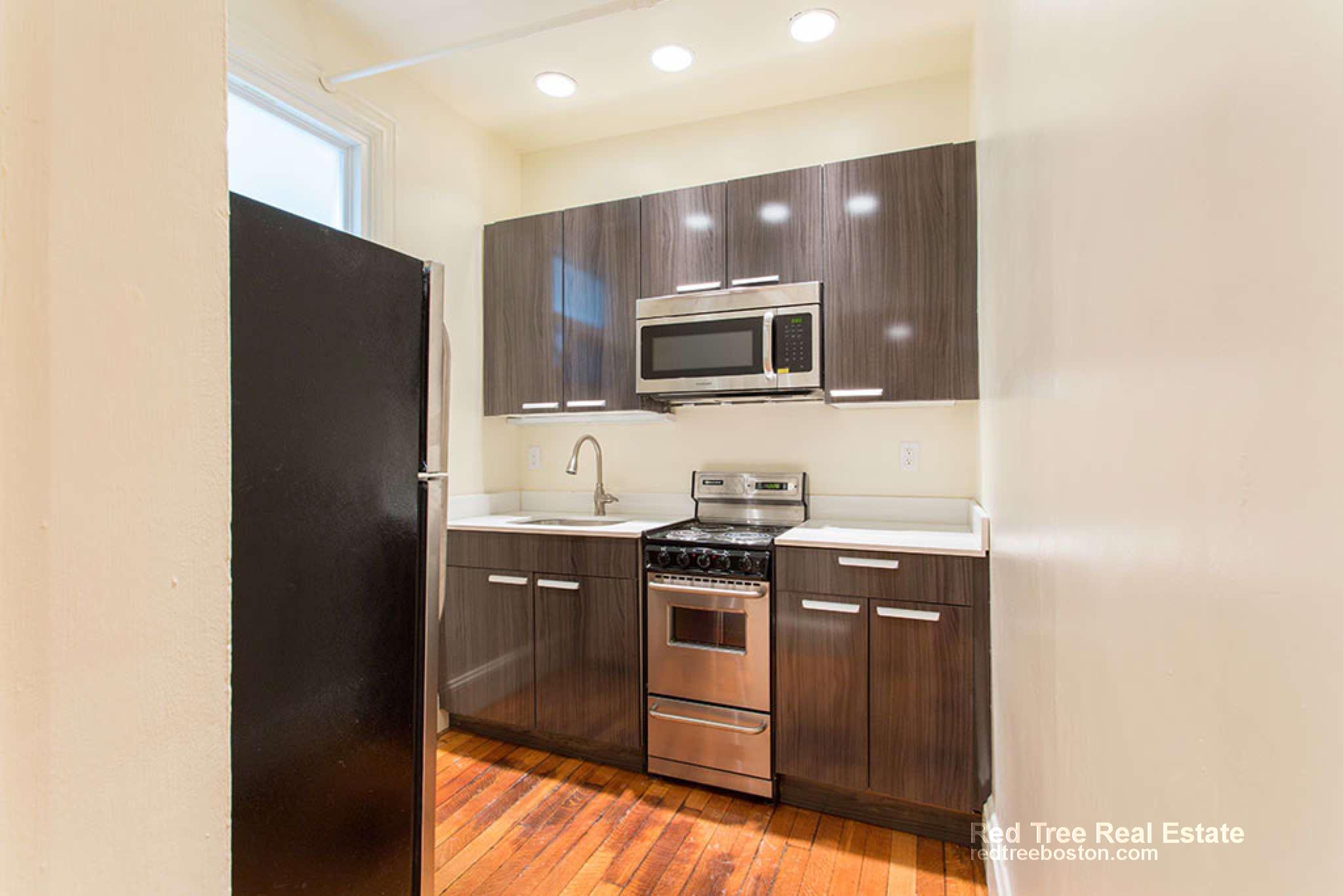 379 Commonwealth Ave, Back Bay