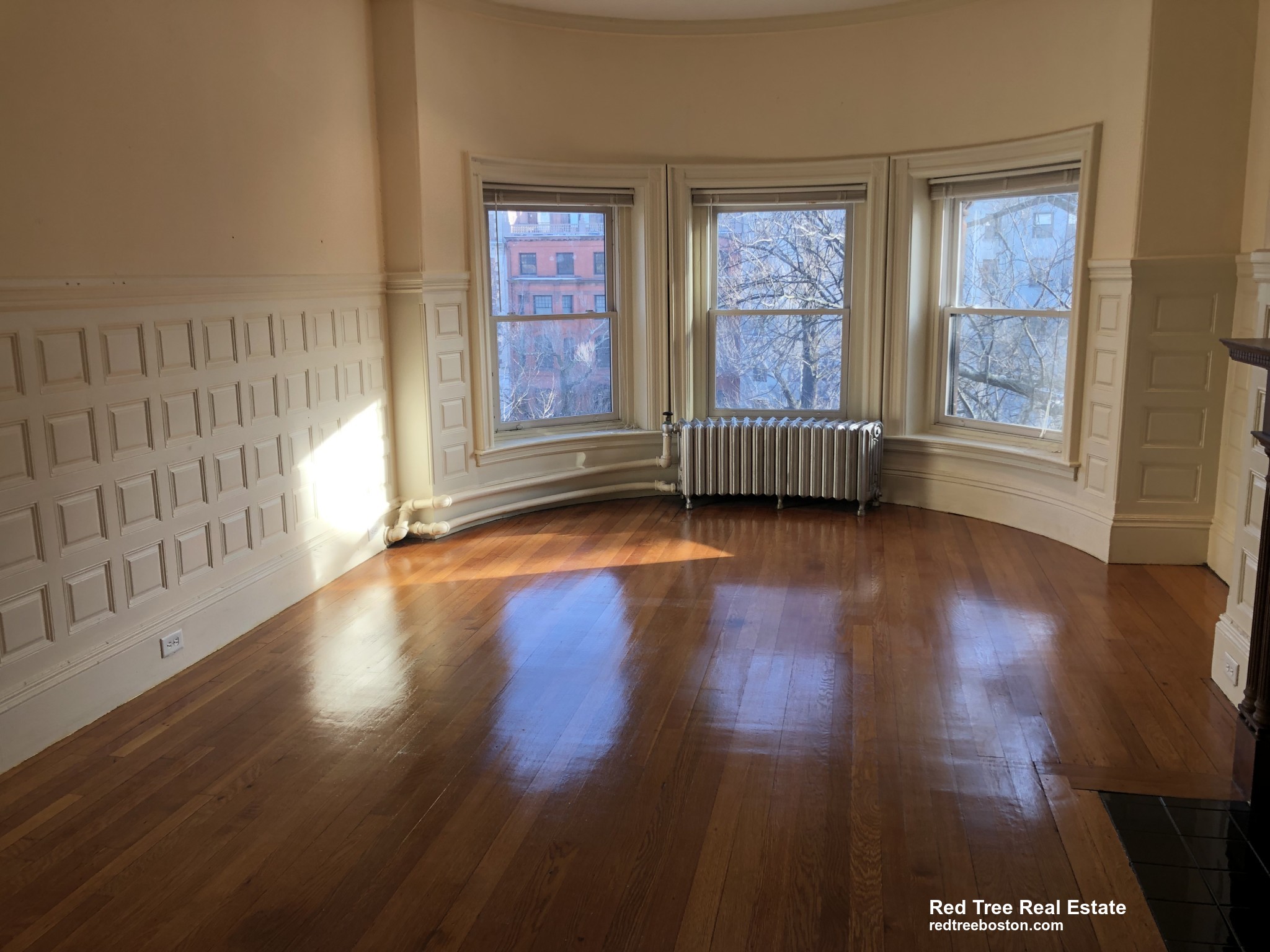 379 Commonwealth Ave, Back Bay