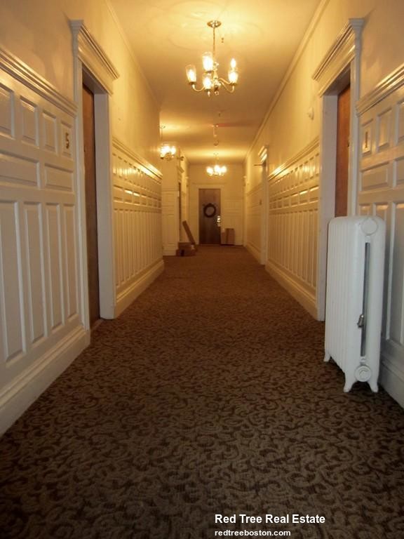 31 Queensberry St, Fenway