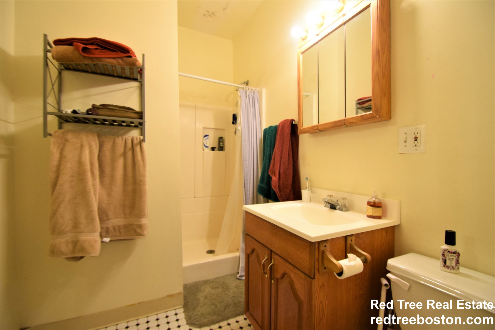 346 Faneuil St, Brighton