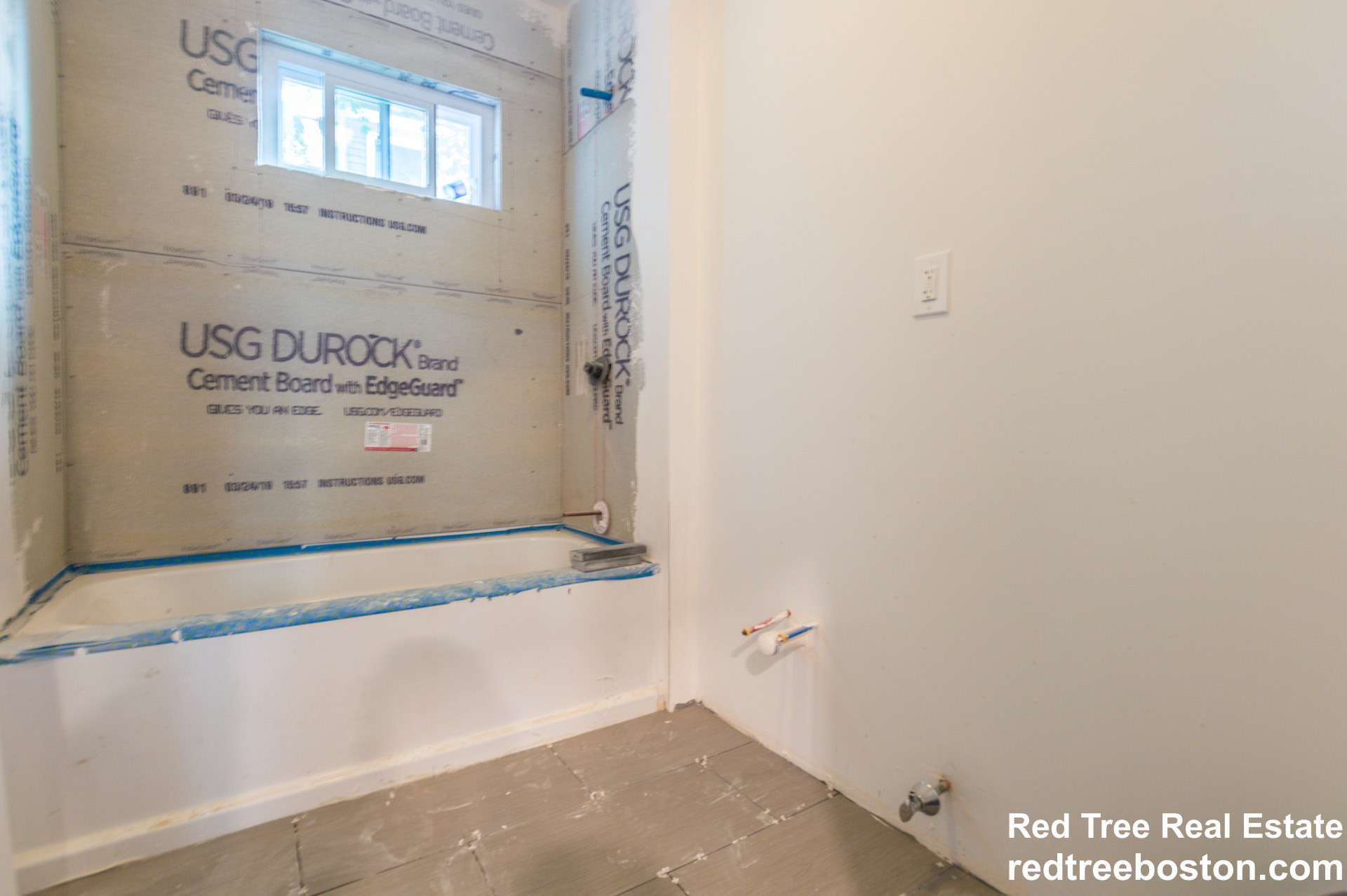 4 bed, 2 bath apartment for rent at 28 Hunnewell Ave Unit 3, Brighton — photo 9 of 25