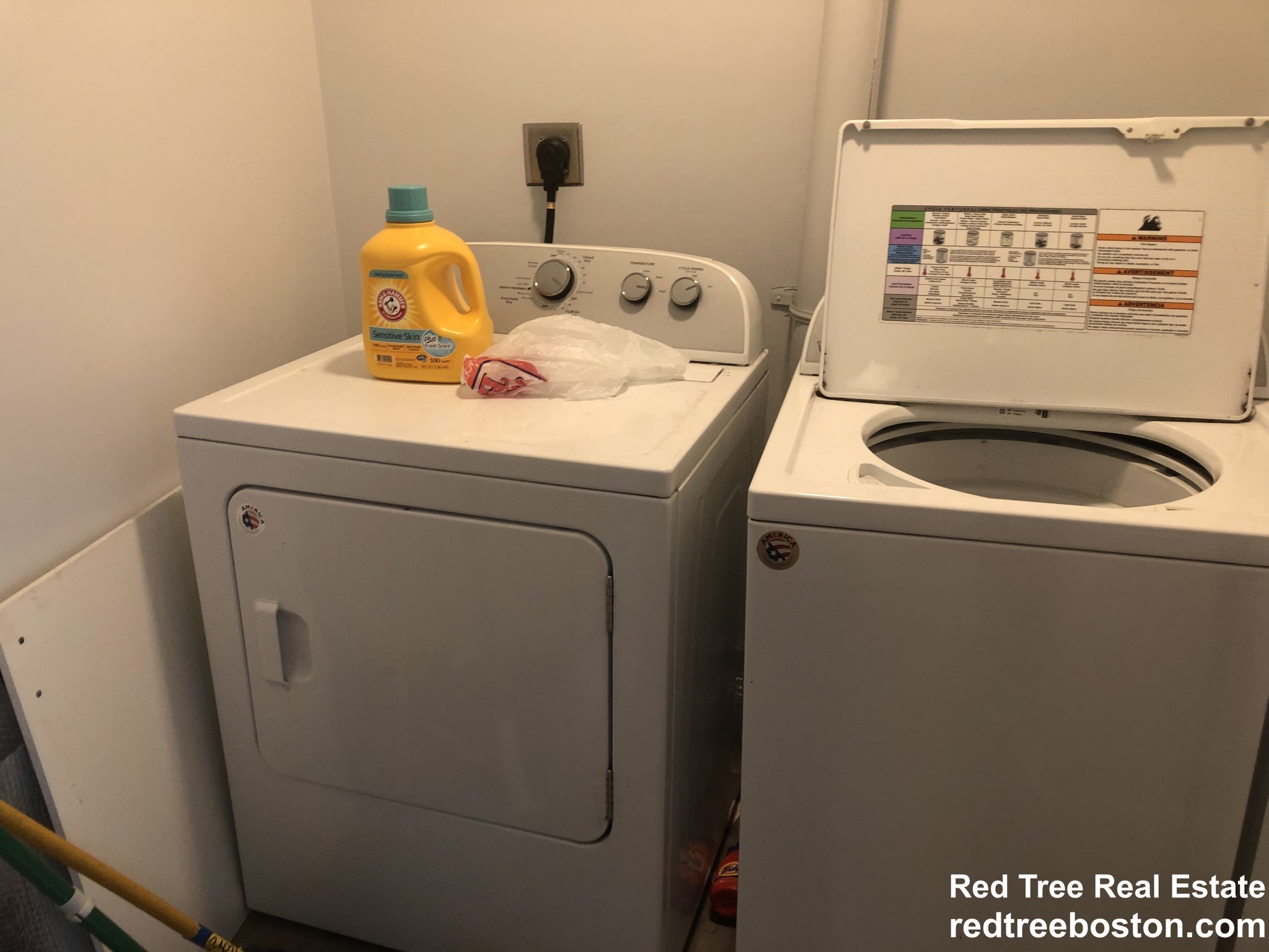4 bed, 1 bath apartment for rent at 130 Wordsworth St Unit 3, East Boston — photo 4 of 16